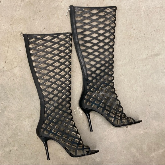 Michael Kors LARISSA Cage boot - Picture 2 of 15